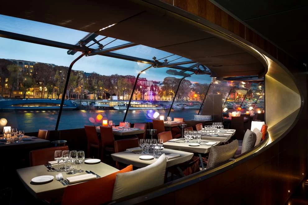 Bateaux Parisiens: The Quintessential Seine River Cruise Experience