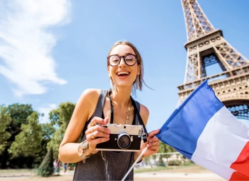 Paris: 1-Hour Boat Tour + Eiffel Tower Entry + Louvre Museum Entry (Combo Tickets)